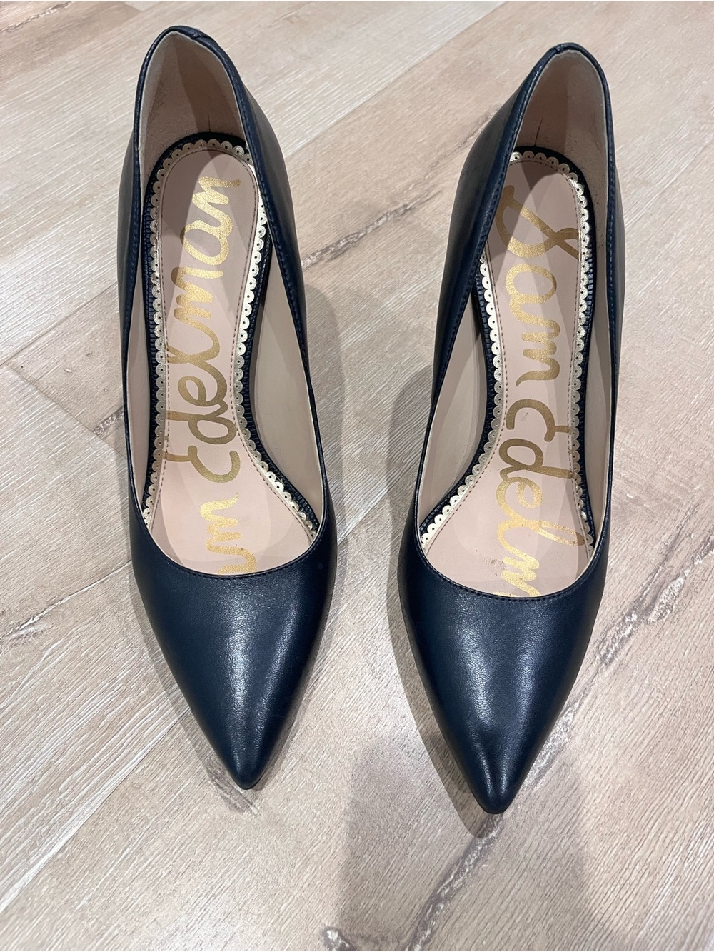 Sam Edelman Black Pointed-Toe Leather Pumps